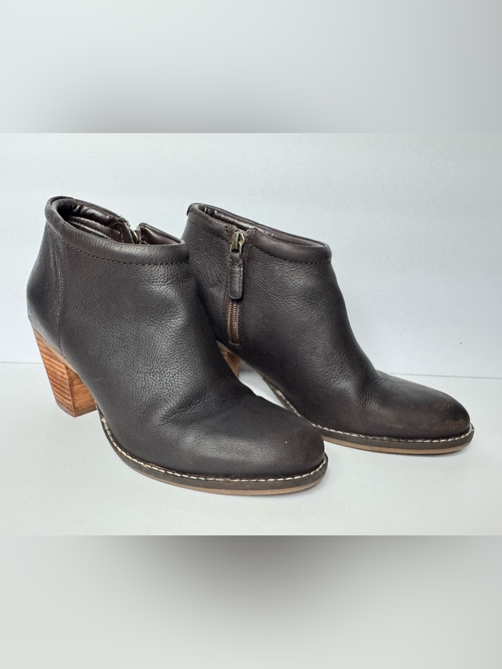 Cole Haan Dark Brown Ankle Booties Block Heel Women’s 7.5B